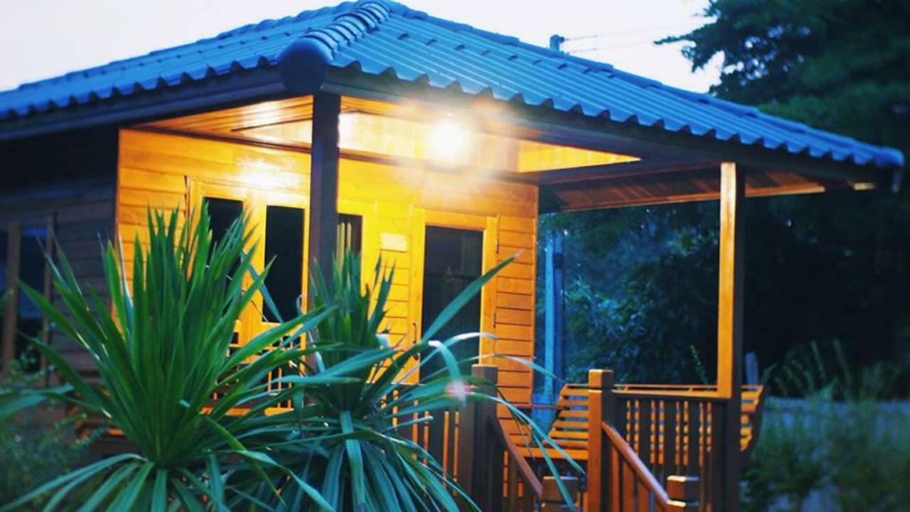 Ban Nong Pla Kho บ้านสวนมีดี ลำพูน Meedee Homestay Lamphun מראה חיצוני תמונה